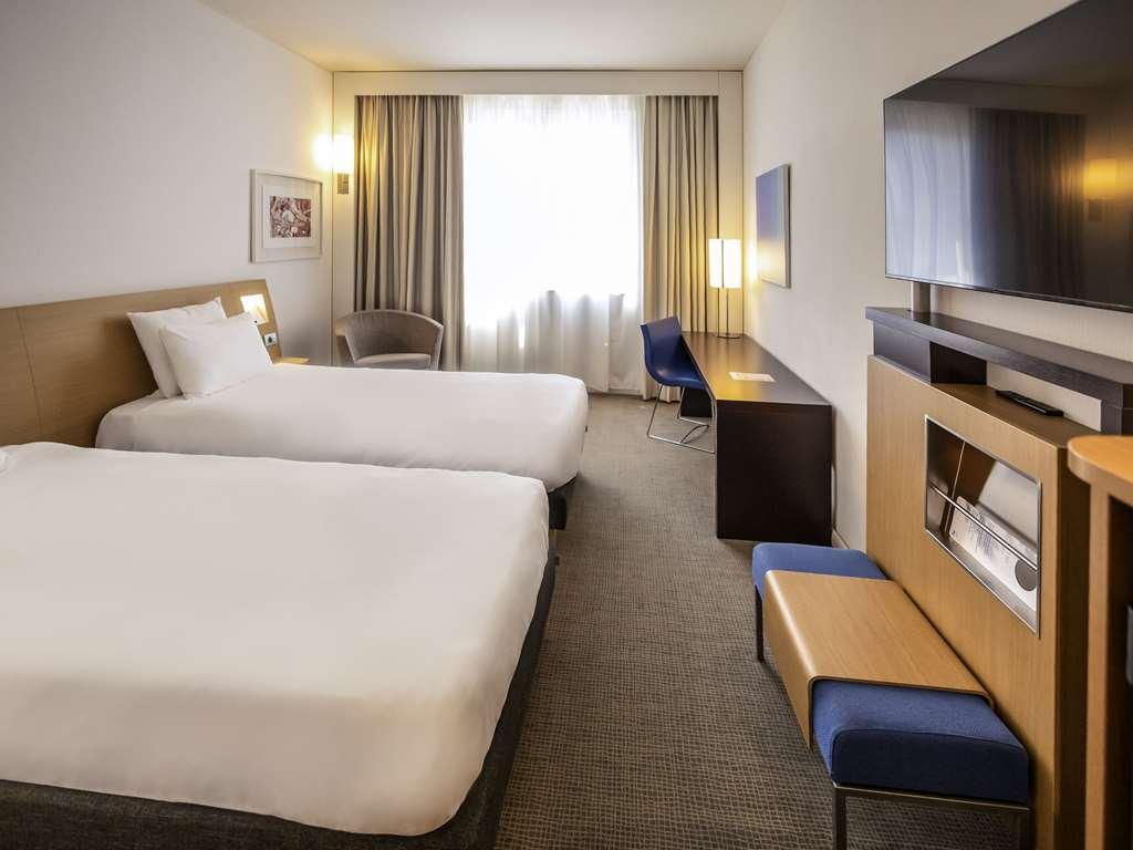 โนโวเทล ซาแลร์โน เอสต์ อาเรกี Hotel ห้อง รูปภาพ